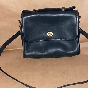 Vintage top handle coach court bag